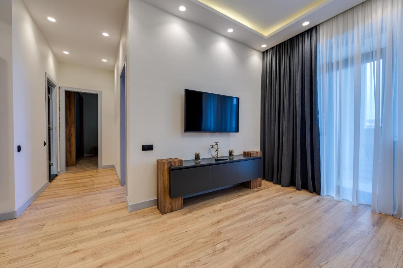 2Br Luxury Apartment Globe Tbilisi Exterior photo